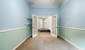 14900 Le Grande Dr, Addison, TX 75001