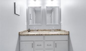 124 Northill Dr A, Amherst, NY 14221