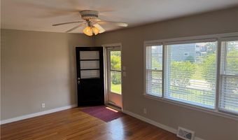 17 Saltaire Ave, Narragansett, RI 02882