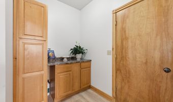 920 W Mtn, Andover, KS 67002