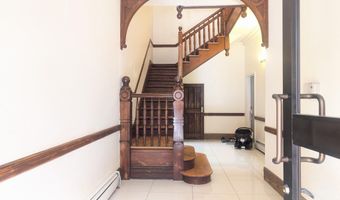 313 State St 2, Albany, NY 12210