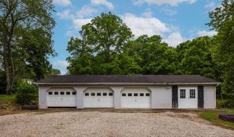 6475 Radford Rd, Athens, OH 45701