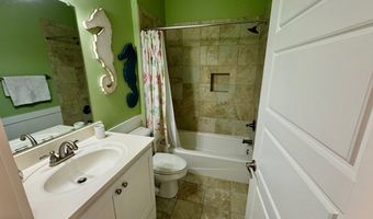 174 Sawyer Ln, Apalachicola, FL 32320
