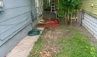 141 E Maple Ave, Adrian, MI 49221