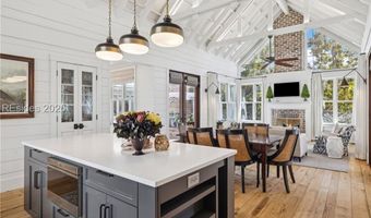 752 Old Moreland Rd, Bluffton, SC 29910