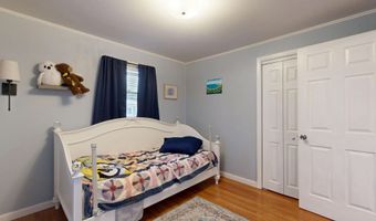 6 Cecile Ave, Augusta, ME 04330
