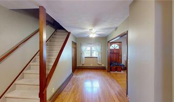 25 Phillip St, Coventry, RI 02816