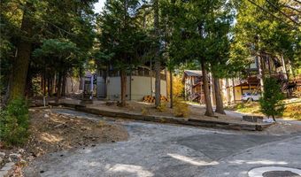 28657 Shenandoah Dr, Lake Arrowhead, CA 92352