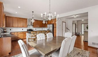 6284 Marlowe Ave NE, Albertville, MN 55301