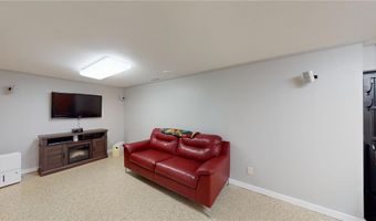 2017 Highland Ave, Albert Lea, MN 56007