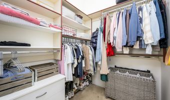 8930 E CAVE CREEK Rd, Carefree, AZ 85377