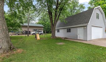 1631 N WILMER St, Appleton, WI 54911