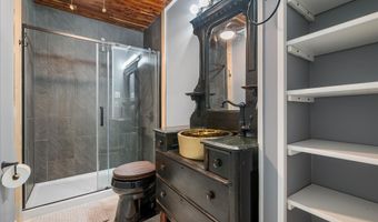 116 PALMER Rd, Basye, VA 22810