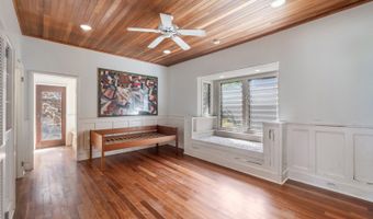4134 Black Point Rd, Honolulu, HI 96816