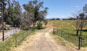 Deschutes Road, Anderson, CA 96007