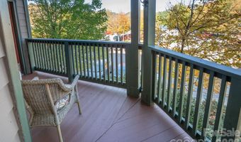 9 Kenilworth Knl 207, Asheville, NC 28805