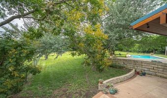 364 E 1600 Rd, Baldwin City, KS 66006
