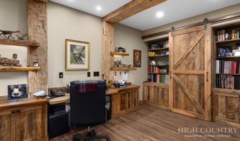 487 Klonteska Dr, Banner Elk, NC 28604