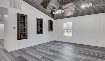 112 Orchard St, Alba, MO 64830