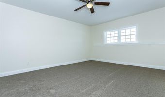 9 Fairway Ct, Alton, IL 62002