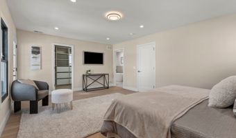 415 N Haddow Ave, Arlington Heights, IL 60004
