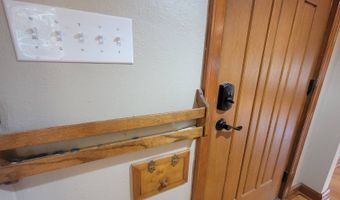 910 16th St, Auburn, NE 68305