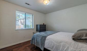 694 Normal Ave, Ashland, OR 97520