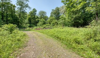 600 Edgewood Rd, Berlin, CT 06037