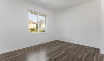 1750 W Woodland Ave, Addison, IL 60101