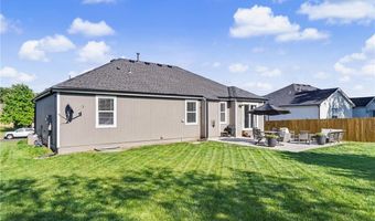 709 Flame Way, Baldwin City, KS 66006