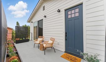 2501 Davis Ave, Carlsbad, CA 92008