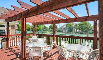 1956 N Silver Lake Rd, Arlington Heights, IL 60004