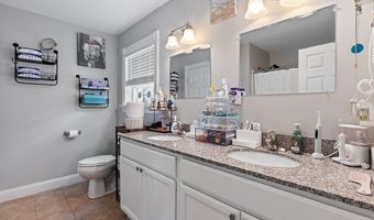 15 Fieldstone Dr, Augusta, ME 04330
