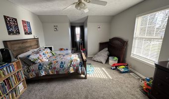 1705 Tyler Ave, Aurora, MO 65605