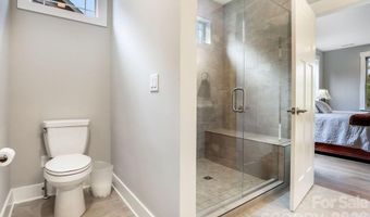 19 Craftsman Overlook Rdg, Arden, NC 28704