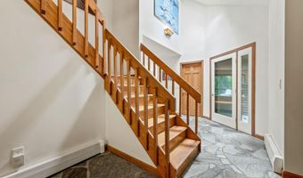 104 Barnes Hill Rd, Burlington, CT 06013