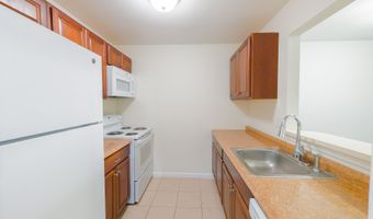 8 Rose Ln 24-11, Danbury, CT 06811