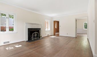 2620 FORT SCOTT Dr, Arlington, VA 22202