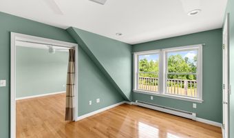 9 Hounds Way, Bath, ME 04530
