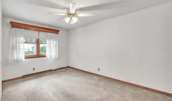 124 N Cliff St, Ansonia, CT 06401