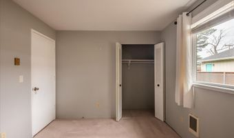 1105 1ST St, Bandon, OR 97411
