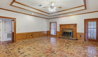 135 Easthaven Dr, Brandon, MS 39042