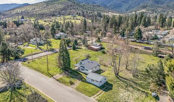 593 Crowson Rd, Ashland, OR 97520