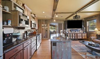 186 E RESERVE Dr, Alpine, WY 83128