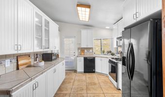 2027 Pointer Gln, Escondido, CA 92029