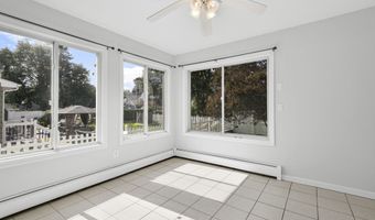 106 Clark St, Bridgeport, CT 06606