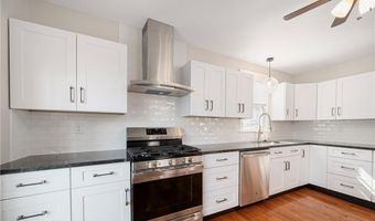 88 Wentworth Ave, Cranston, RI 02905