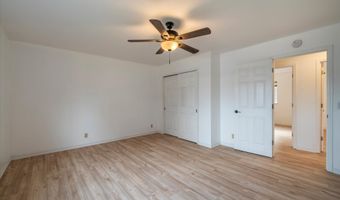 1057 4th St SE, Bandon, OR 97411