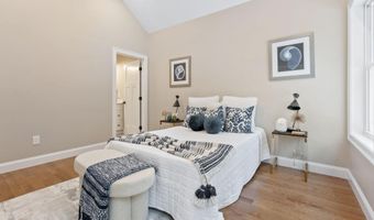1 B Debbie Ln, Amherst, NH 03031