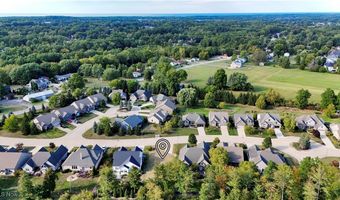 335 Copper Crk, Amherst, OH 44001